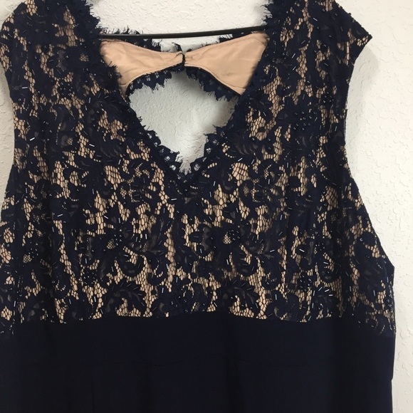 Eliza J Sleeveless Lace Bodice Trumpet Formal Gown - Picture 3 of 16